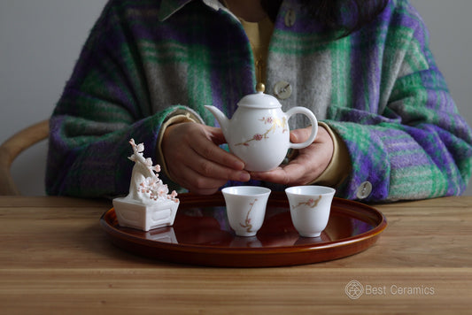 Which is Better: Thin or Thick Porcelain for Tea?