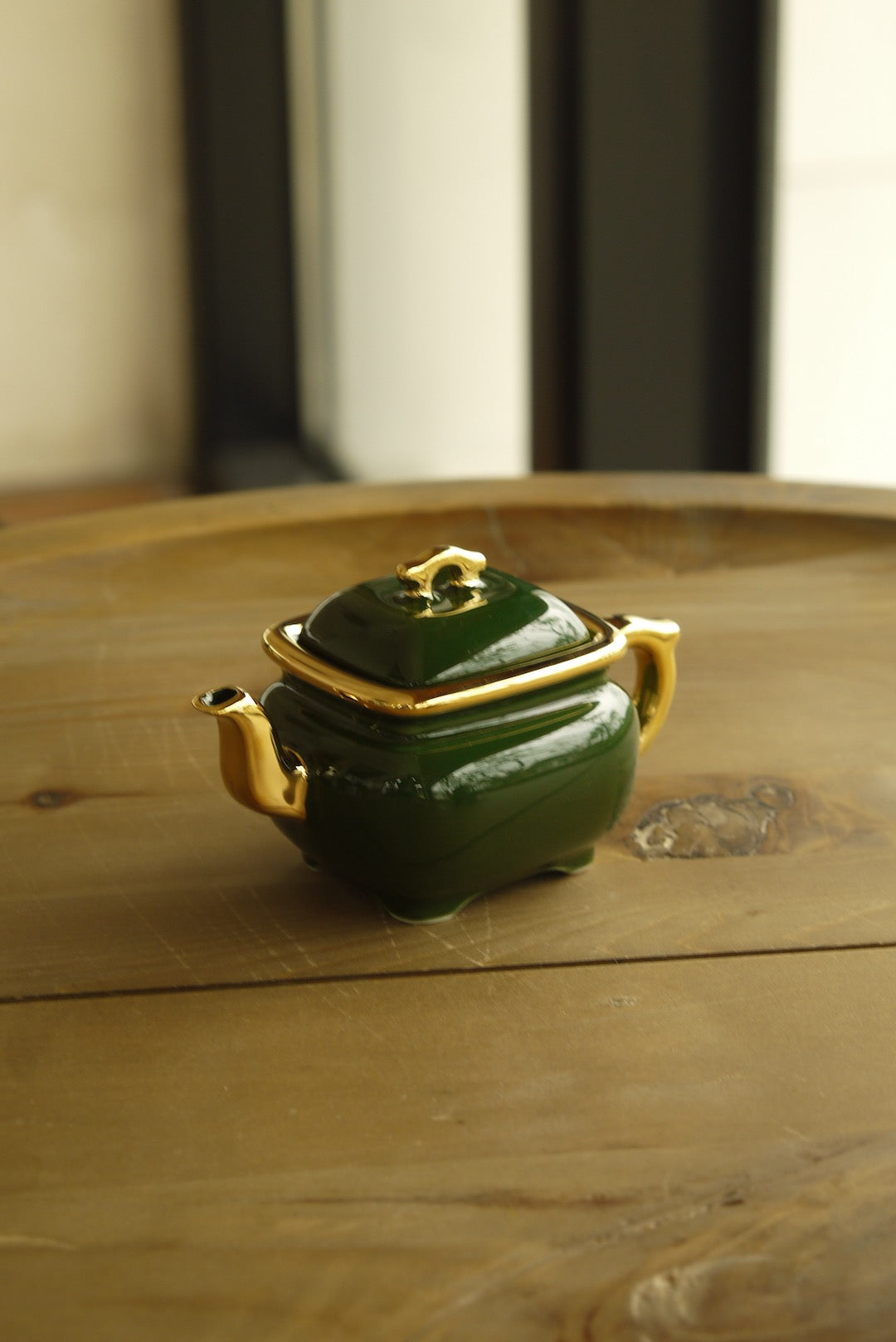 Classic Square Teapot