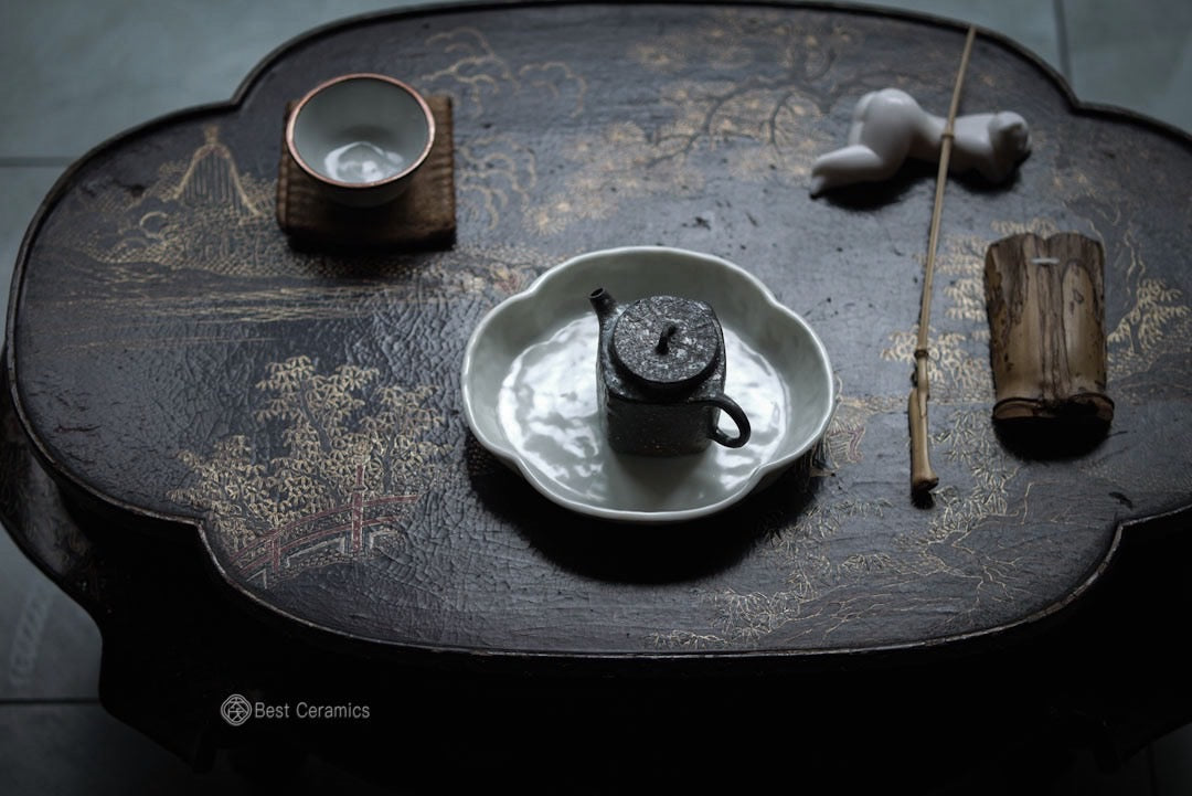 The Rise of Small Teapots in Tea Culture