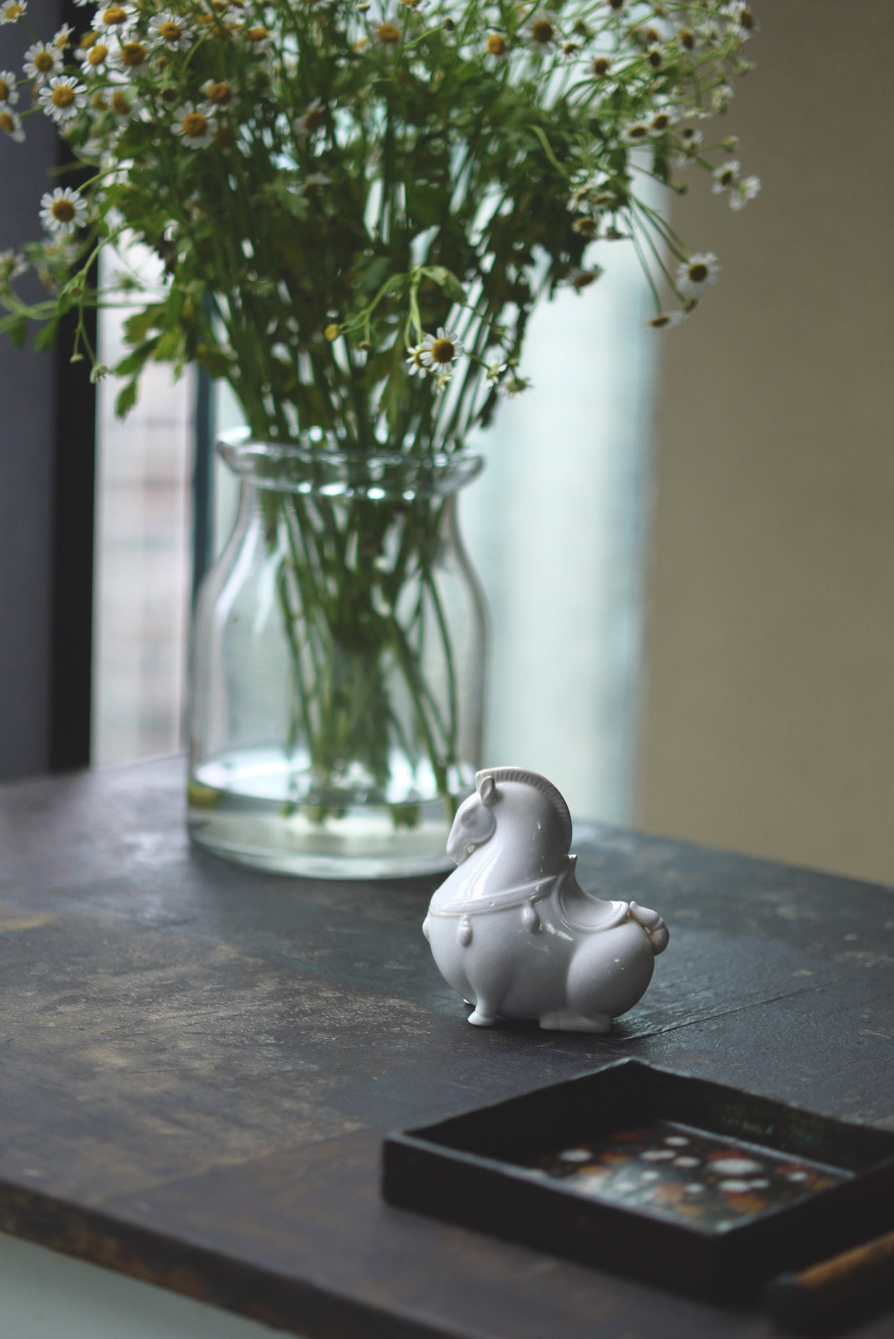 Handcrafted White Dehua Porcelain Unique Tea Pet Horse|Best Ceramics