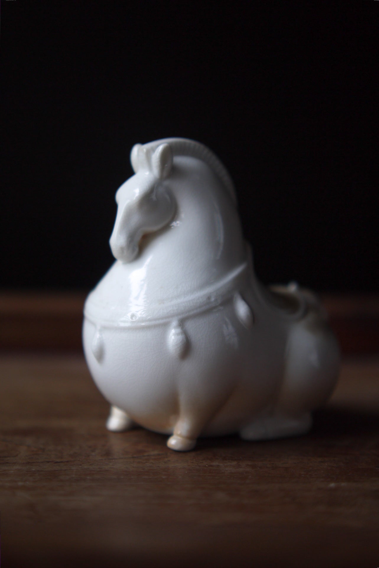 Handcrafted White Dehua Porcelain Unique Tea Pet Horse|Best Ceramics