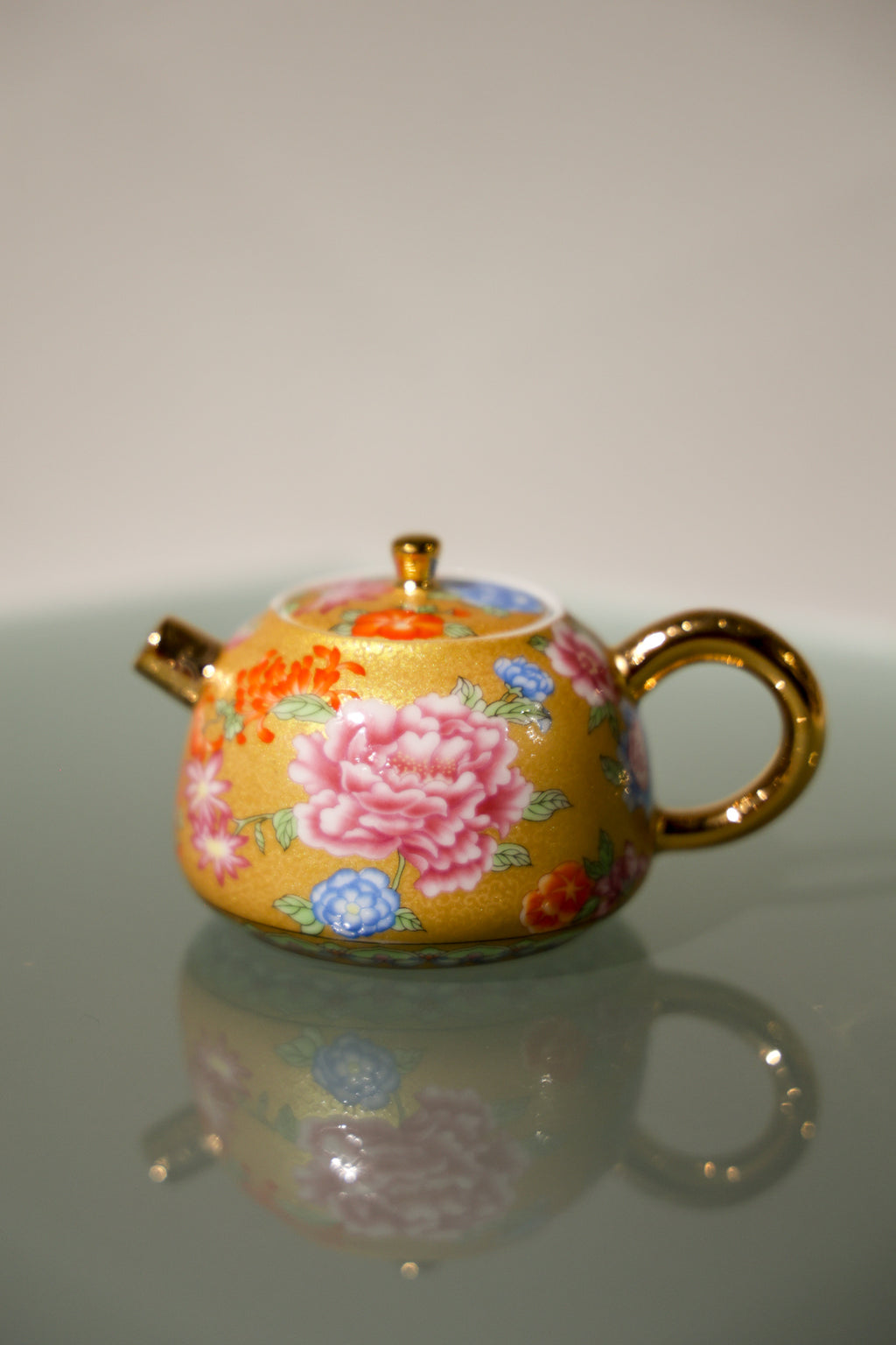 Artisan Enamel Tea Vessel | Tactile Thousand Flowers Porcelain Pot