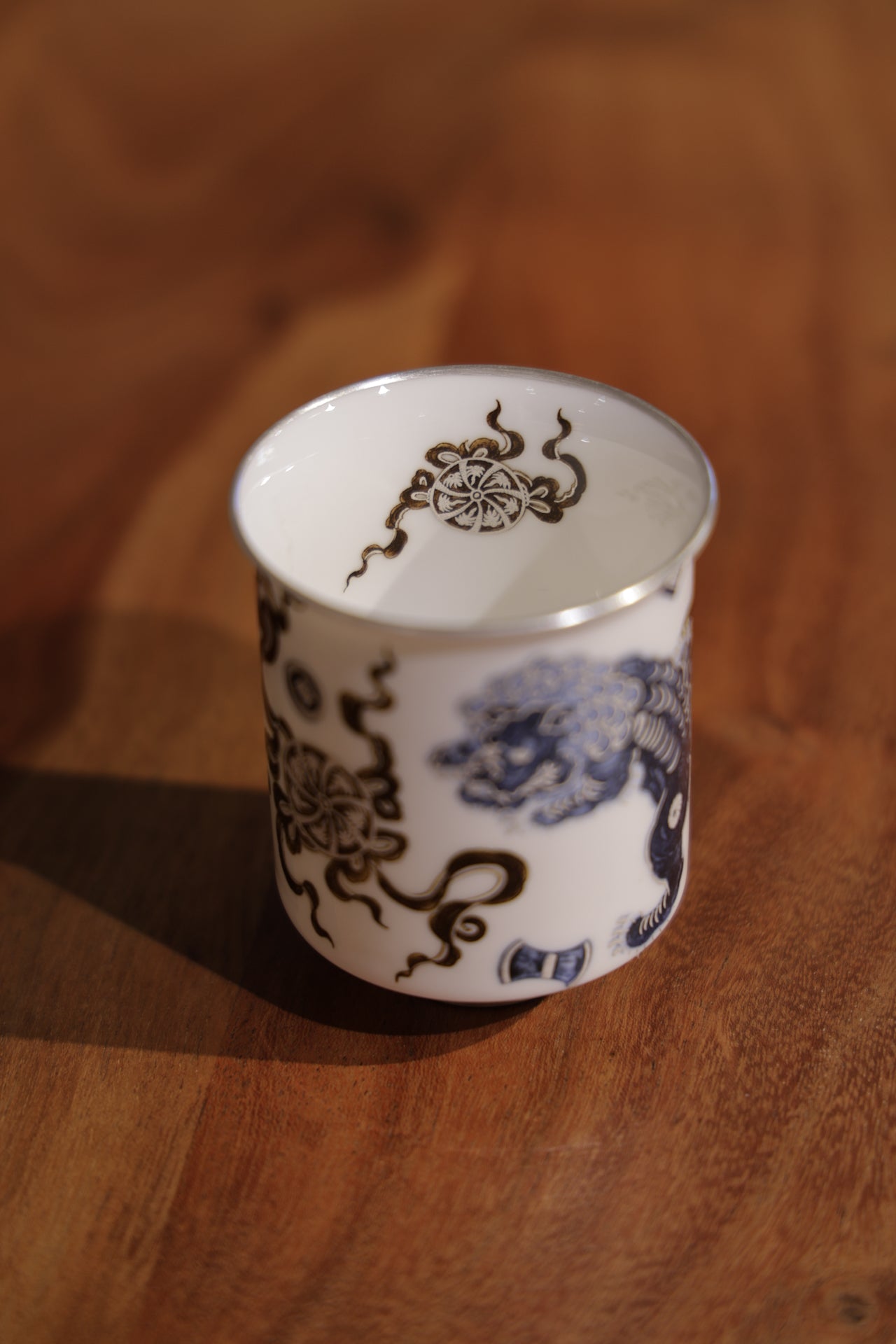 Wabi-sabi Guardian Silver Lion Jade Porcelain Teacup|Best Ceramics