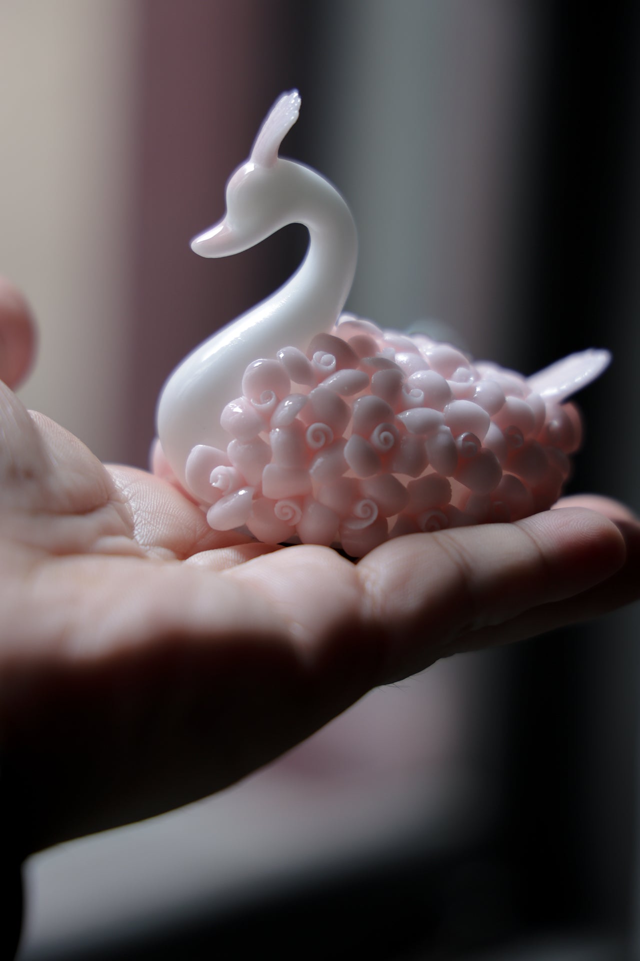 Hand-Sculpted Porcelain Swan - Intangible Cultural Heritage Art Decor
