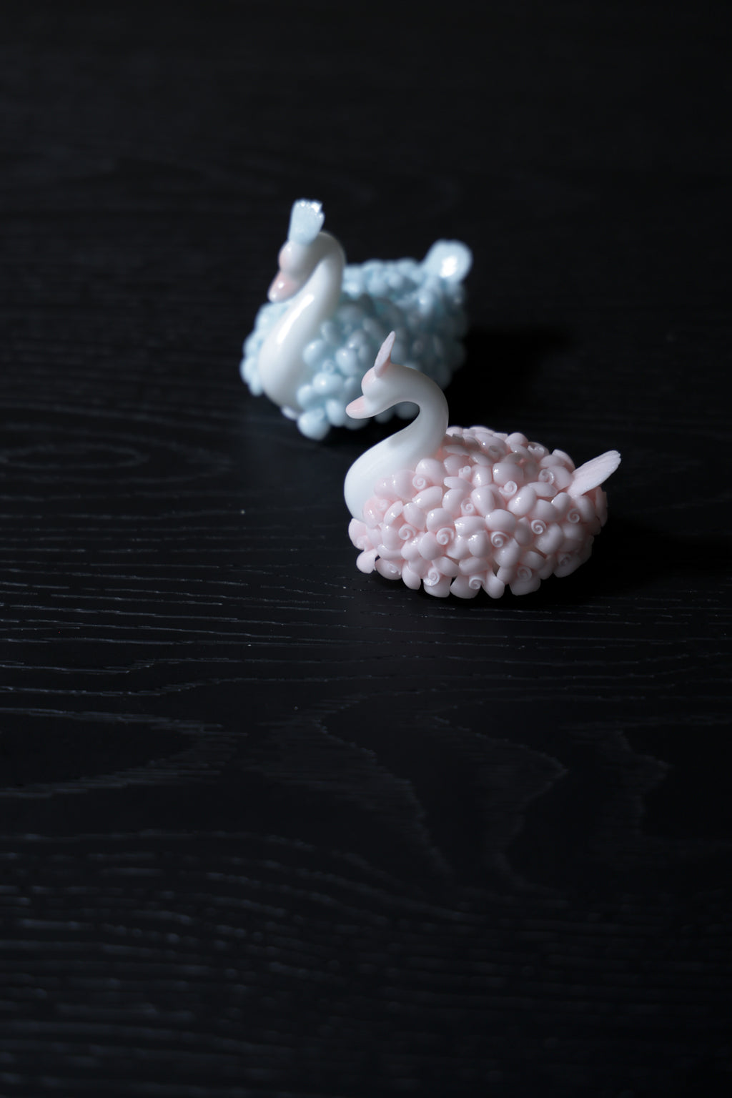 Hand-Sculpted Porcelain Swan - Intangible Cultural Heritage Art Decor