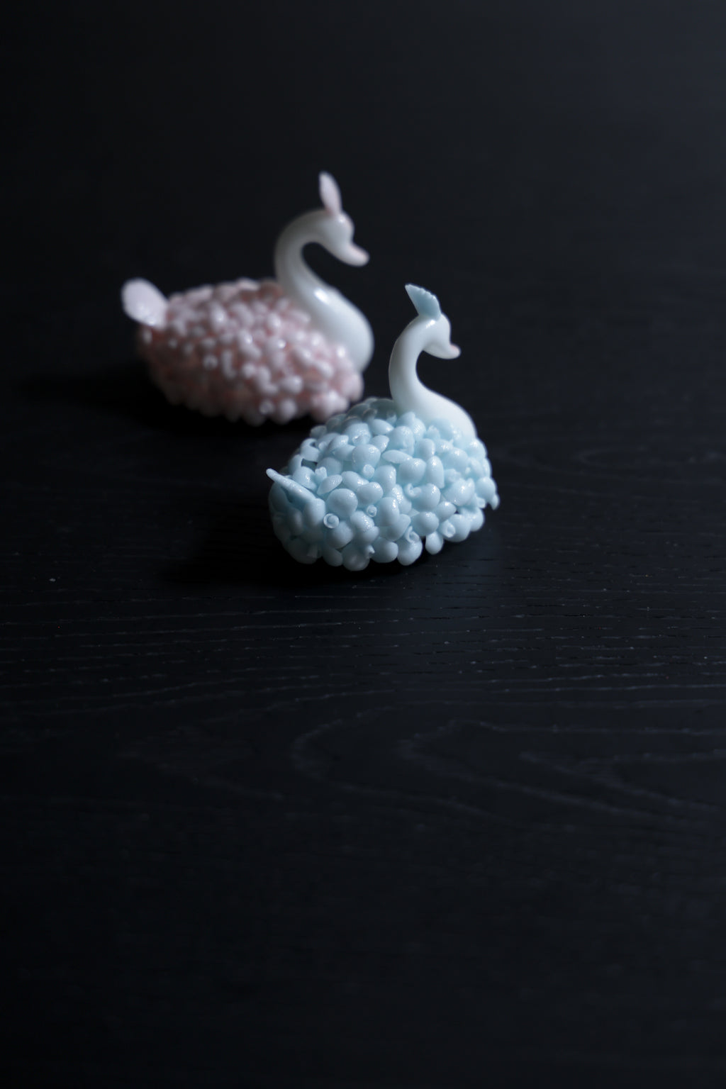 Hand-Sculpted Porcelain Swan - Intangible Cultural Heritage Art Decor