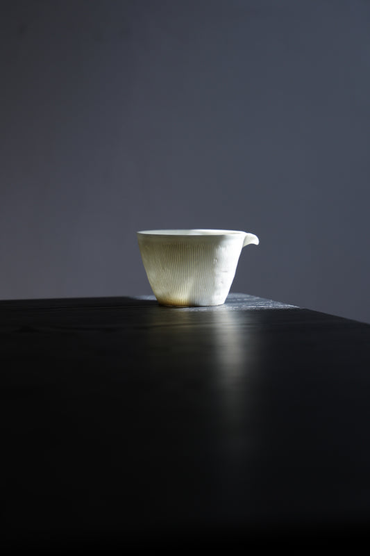 Shadow of Purity Gongdao Cup | High-White Porcelain for Gongfu Tea