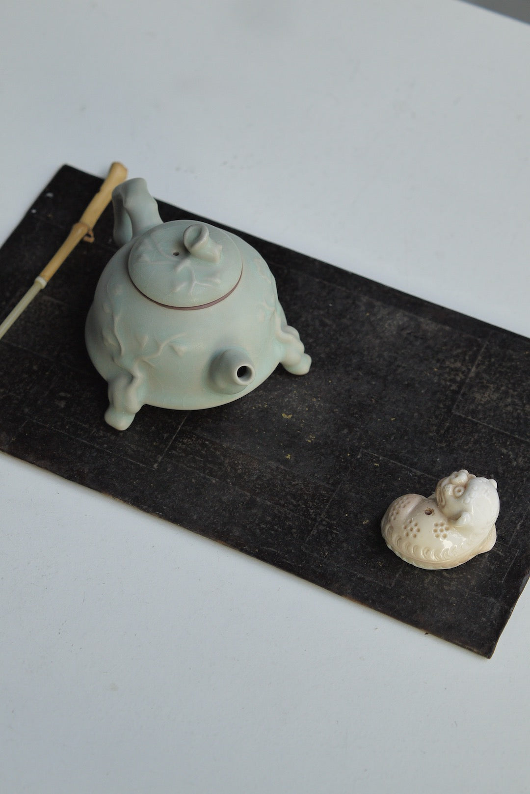 Vintage Style Ru Kiln Three-Legged Oolong Tea Teapot |Best Ceramics