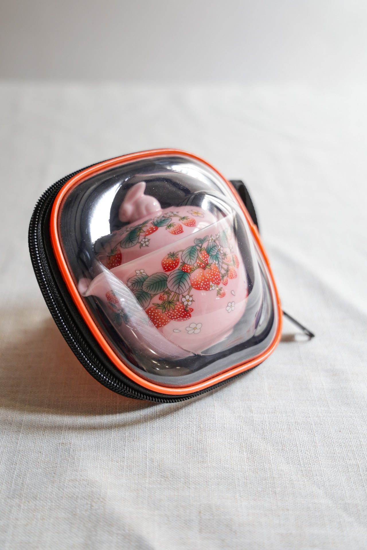 Strawberry Garden Portable Tea Set | 1 Pot 2 Cups Quick-Brew Kit