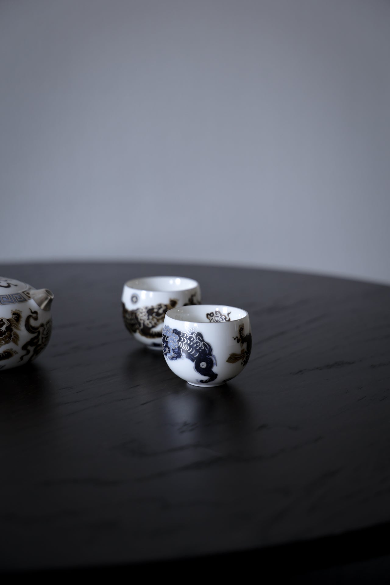 Hand-Painted Mythical Beast Tea Set Silver Accents Pearl Knob |Best Ceramics