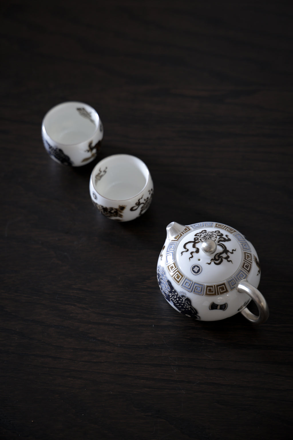 Hand-Painted Mythical Beast Tea Set Silver Accents Pearl Knob |Best Ceramics