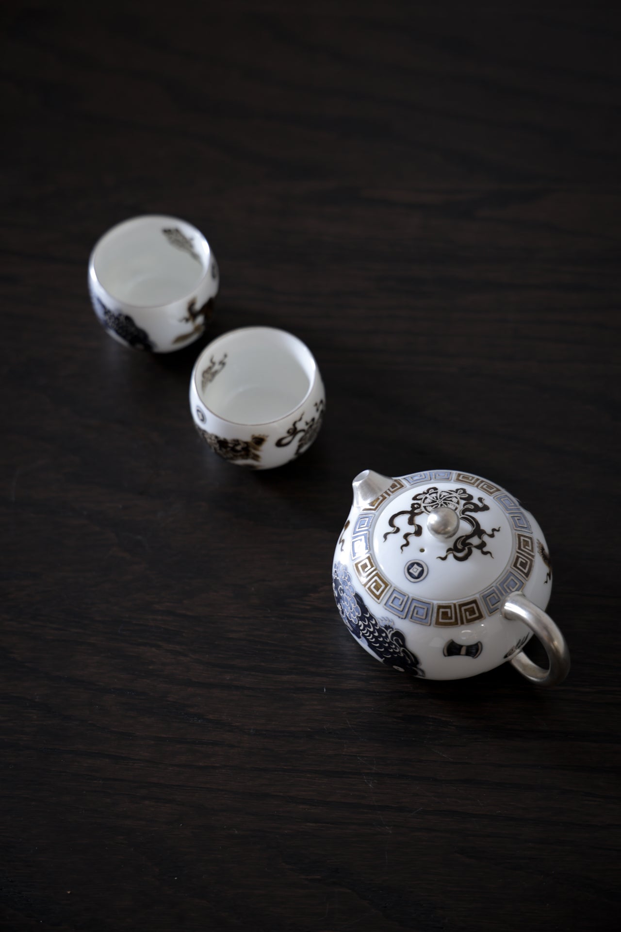 Hand-Painted Mythical Beast Tea Set Silver Accents Pearl Knob |Best Ceramics