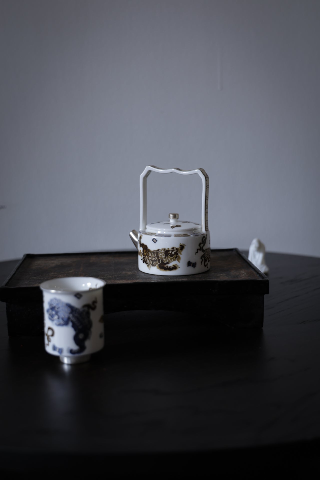 Ti Liang Overhead Handle Teapot Blue Gold Guardian Lion Motif|Best Ceramics