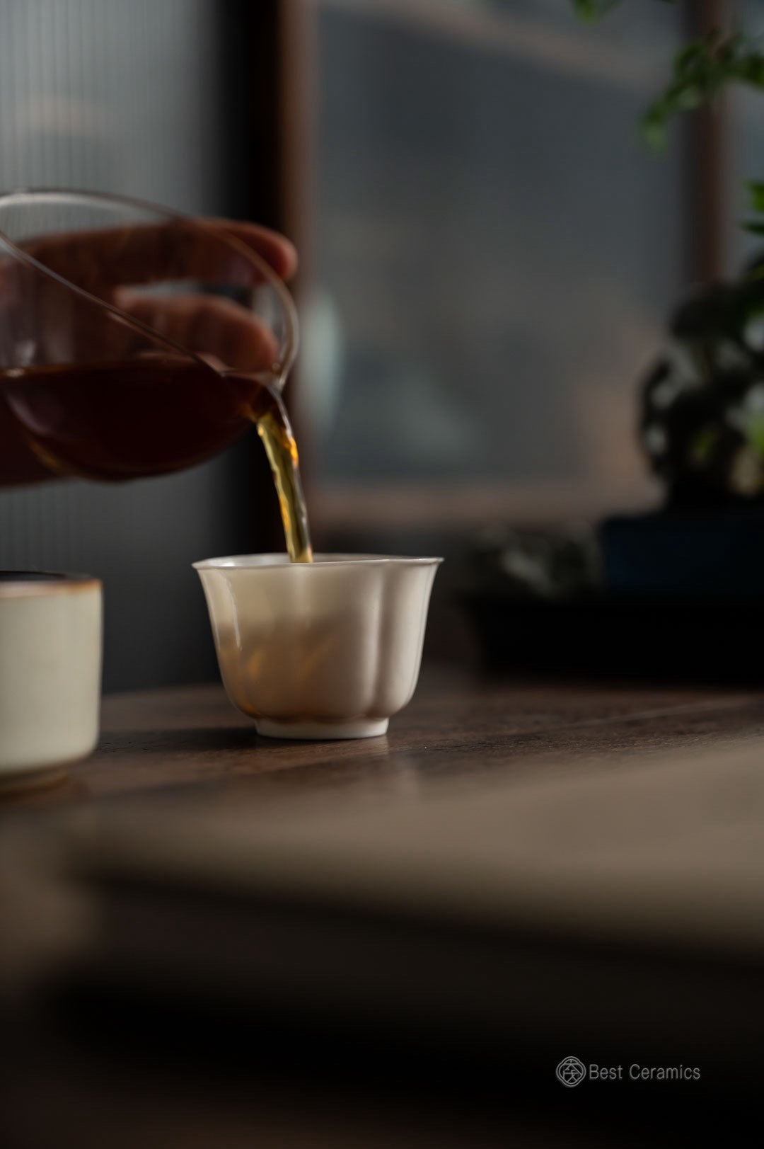 China Handcrafted Dehua Porcelain Antique Floral Teacup|Best Ceramics