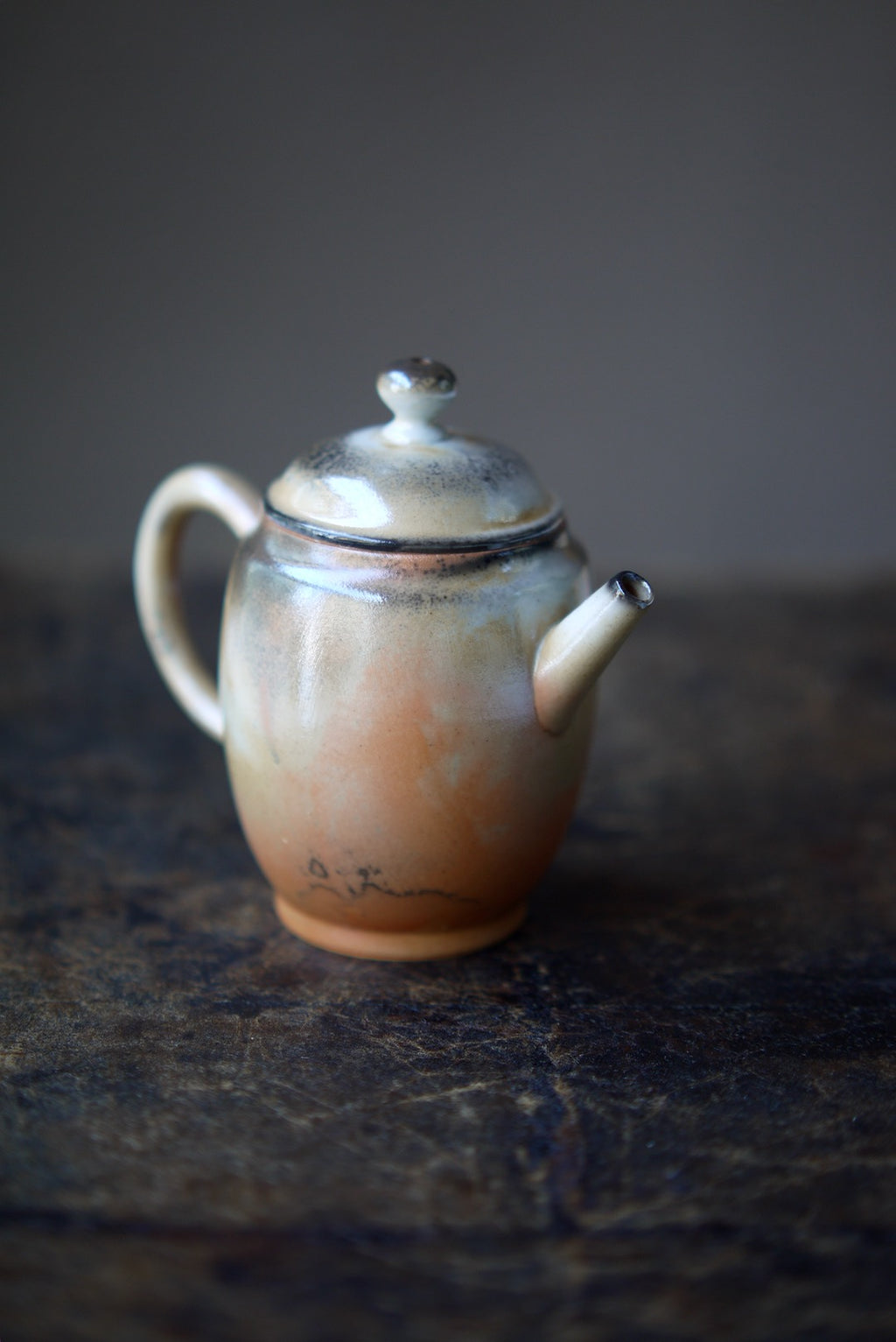 Dehua Vintage Handcrafted Porcelain Mini Unique Gongfu Teapot|Bestceramics
