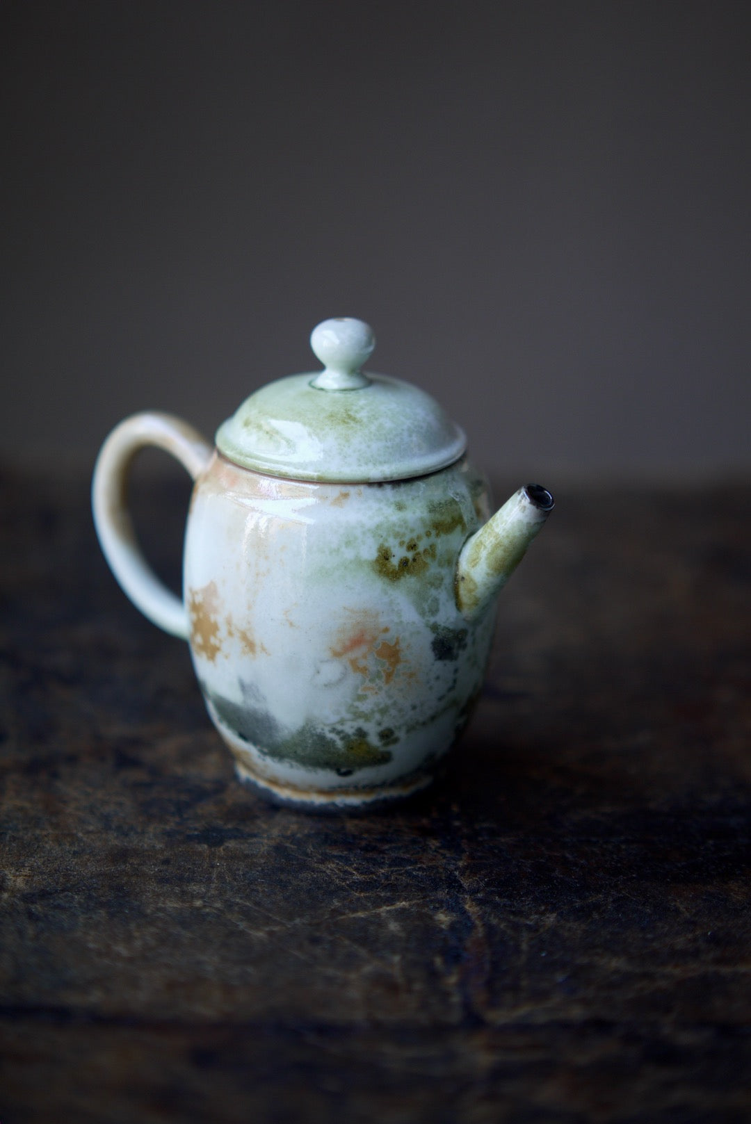 Dehua Vintage Handcrafted Porcelain Mini Unique Gongfu Teapot|Bestceramics