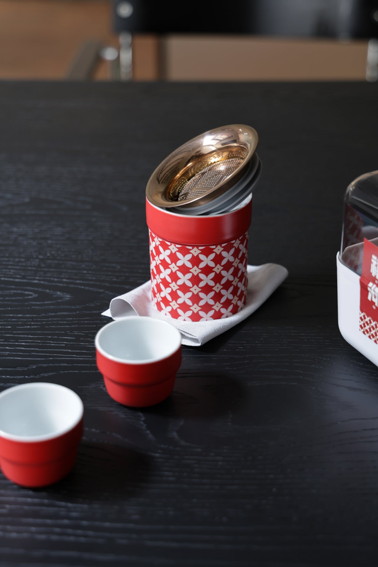 Portable Red Tea Set with Travel Case Wedding & Holiday Gift|Best Ceramics
