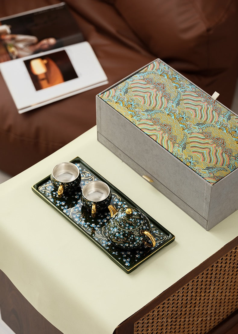 Dehua Porcelain Handcrafted Vintage Style Emerald Siting Teapot|BestCeramics 