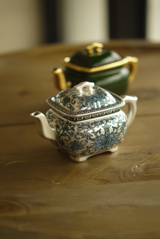 Classic Square Teapot