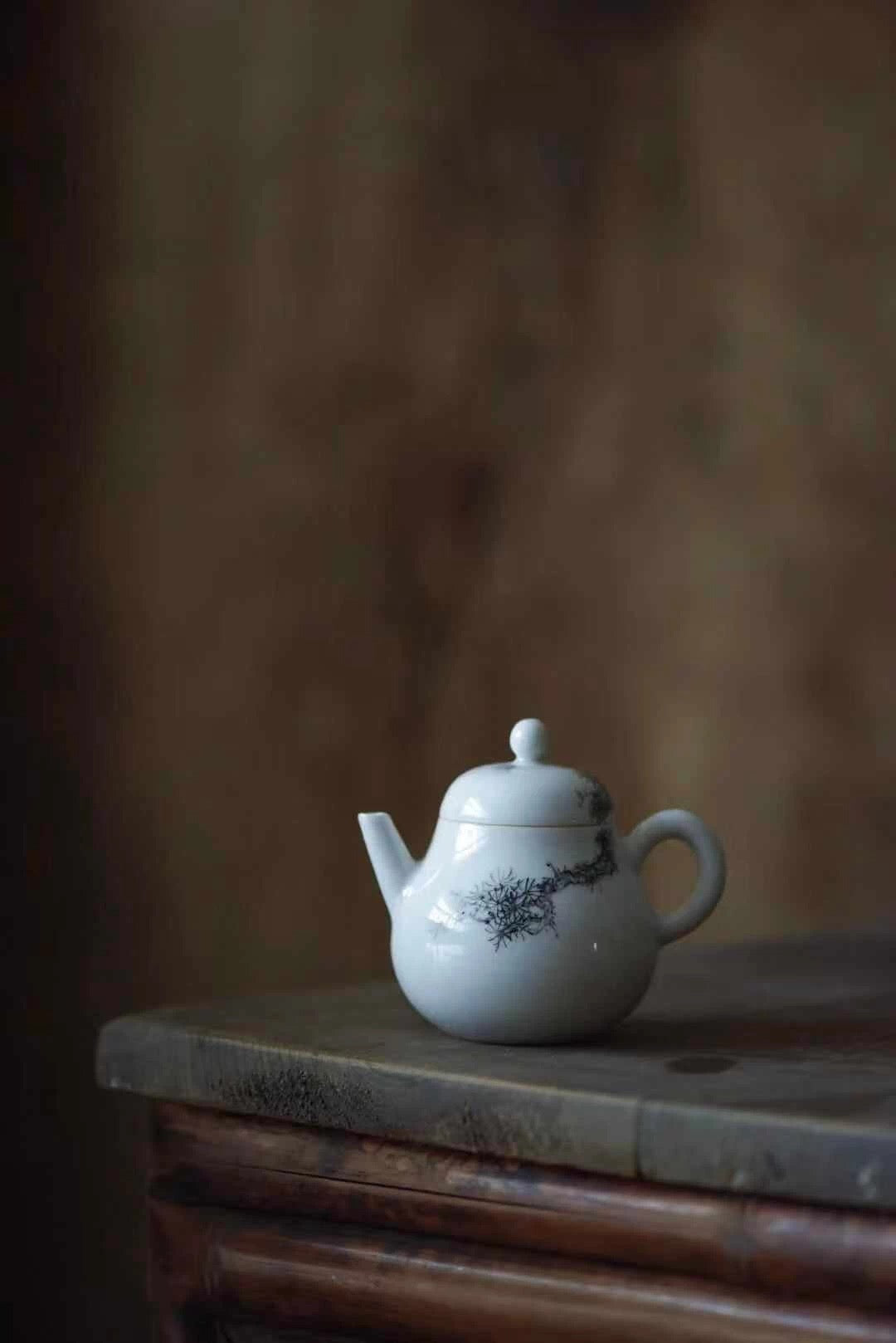 Teapot With Pine Tree Pictures