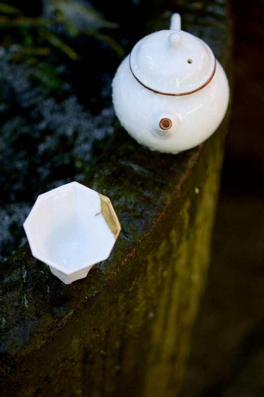 Ming Dynasty Sculpted Poem Kintsugi Antique Gongfu Teacup|Best Ceramics