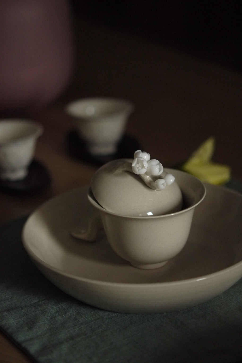 Handmade Vintage Chinese Figure Flower Gongfucha Gaiwan|Best Ceramics