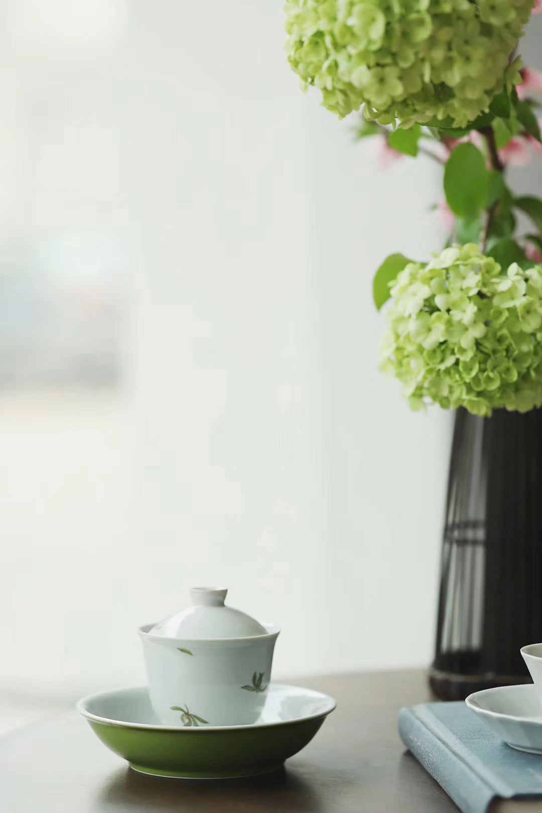 Chinese Vintage Handpainting Orchid Gongfu Gaiwan Teaset|Best Ceramics