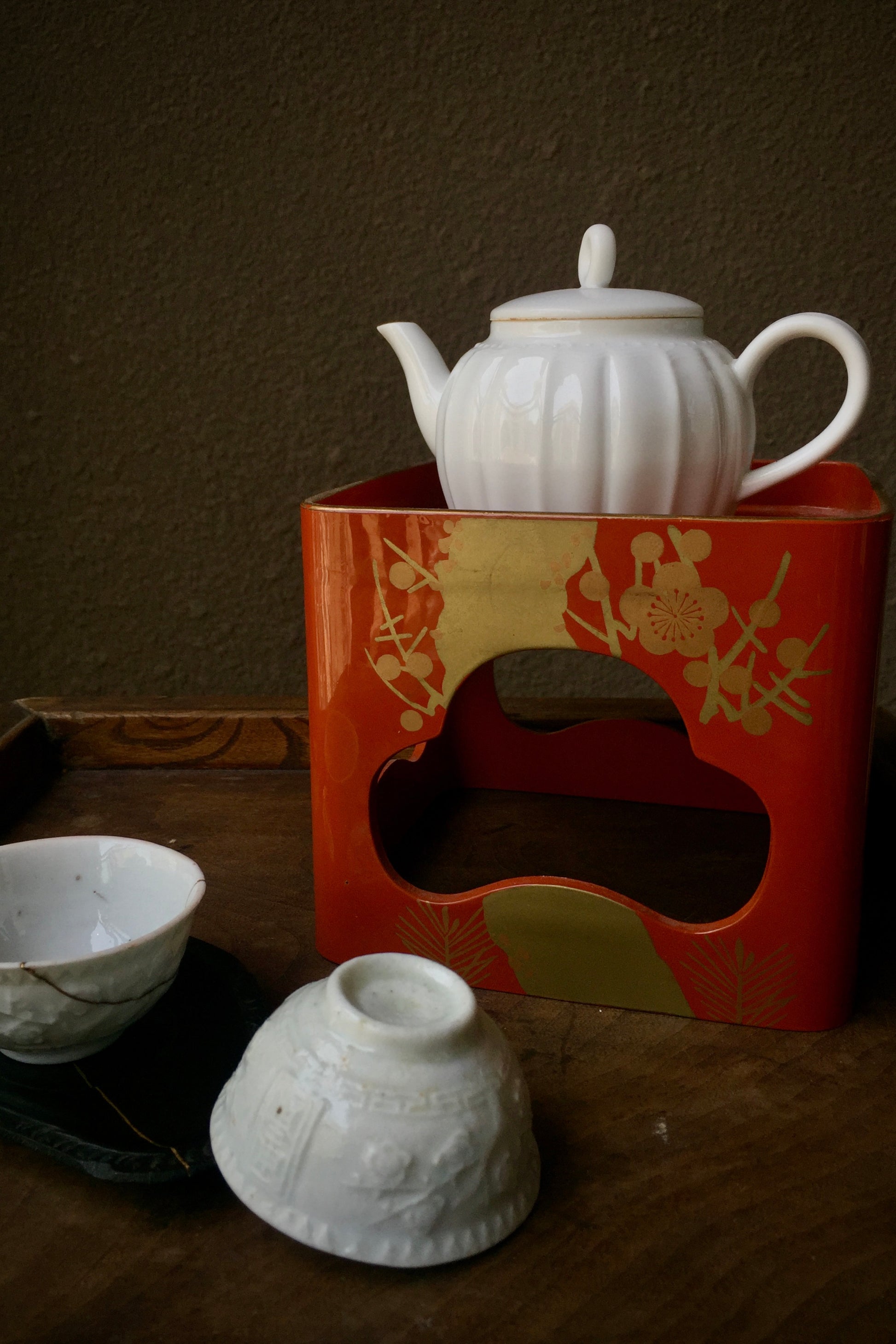 Qing Palace Antique Style Sculpte Teapot Blanc De Chine|Best Ceramics