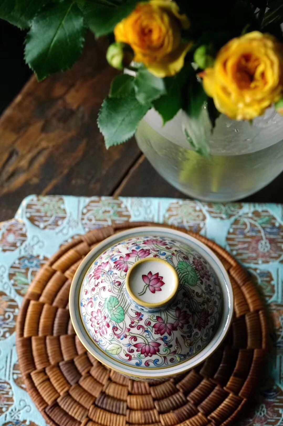 Doucai Hand Painted Gaiwan