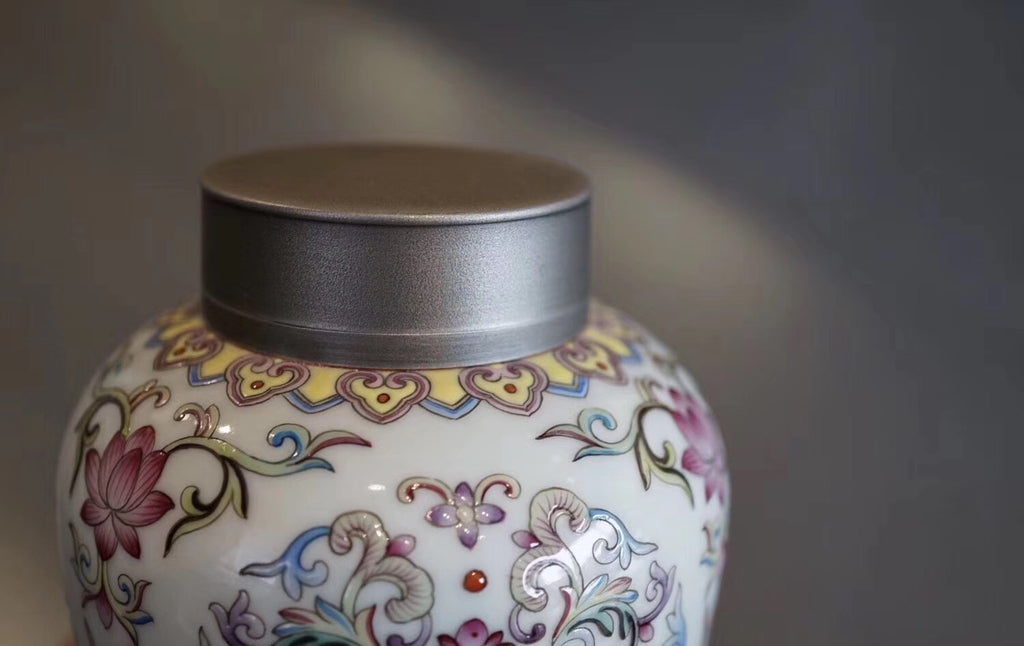 Fen Cai Tea Caddy With Tin Lid